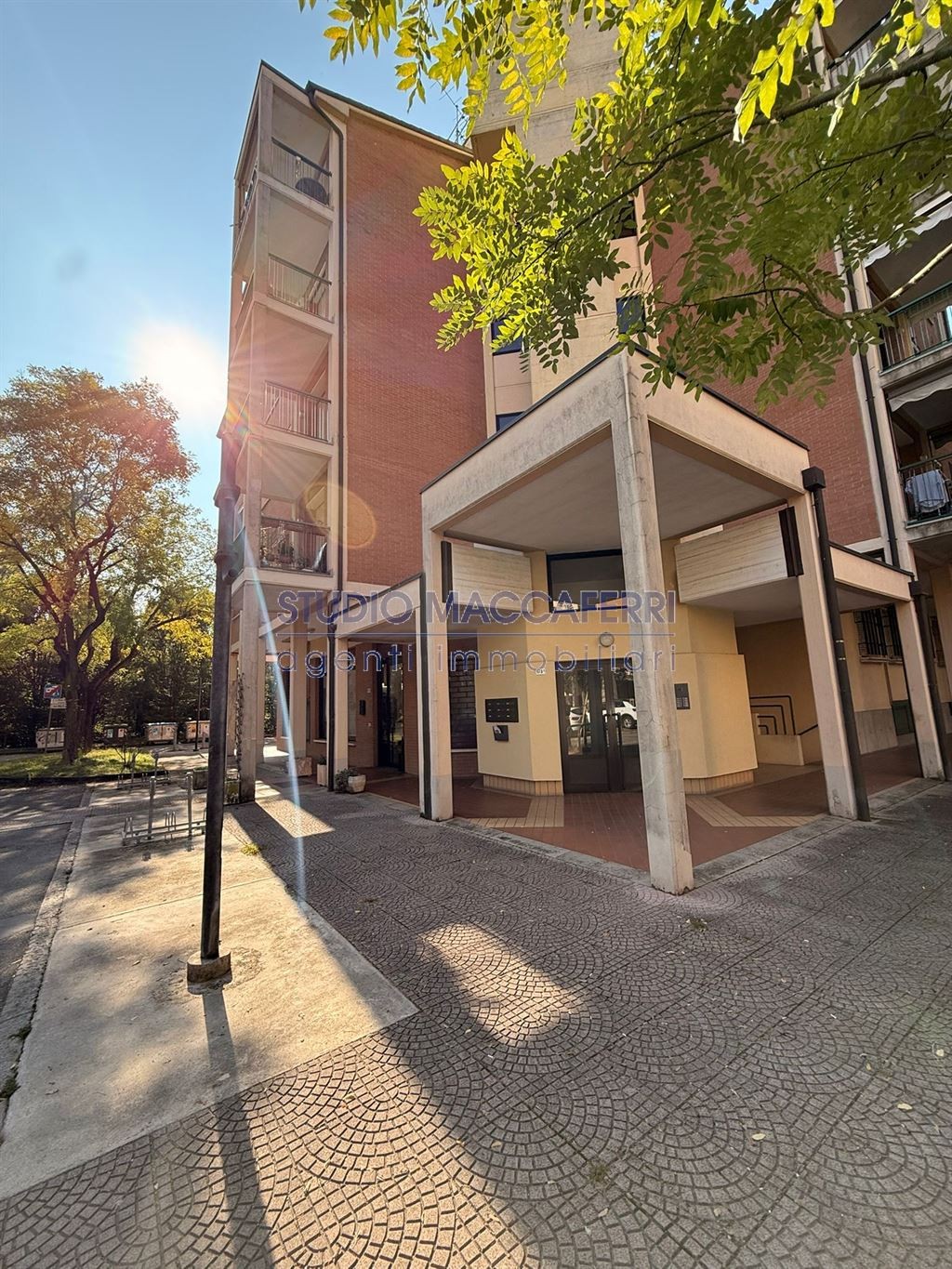 SAN DONATO (Ad.ze Savoia Hotel Regency)